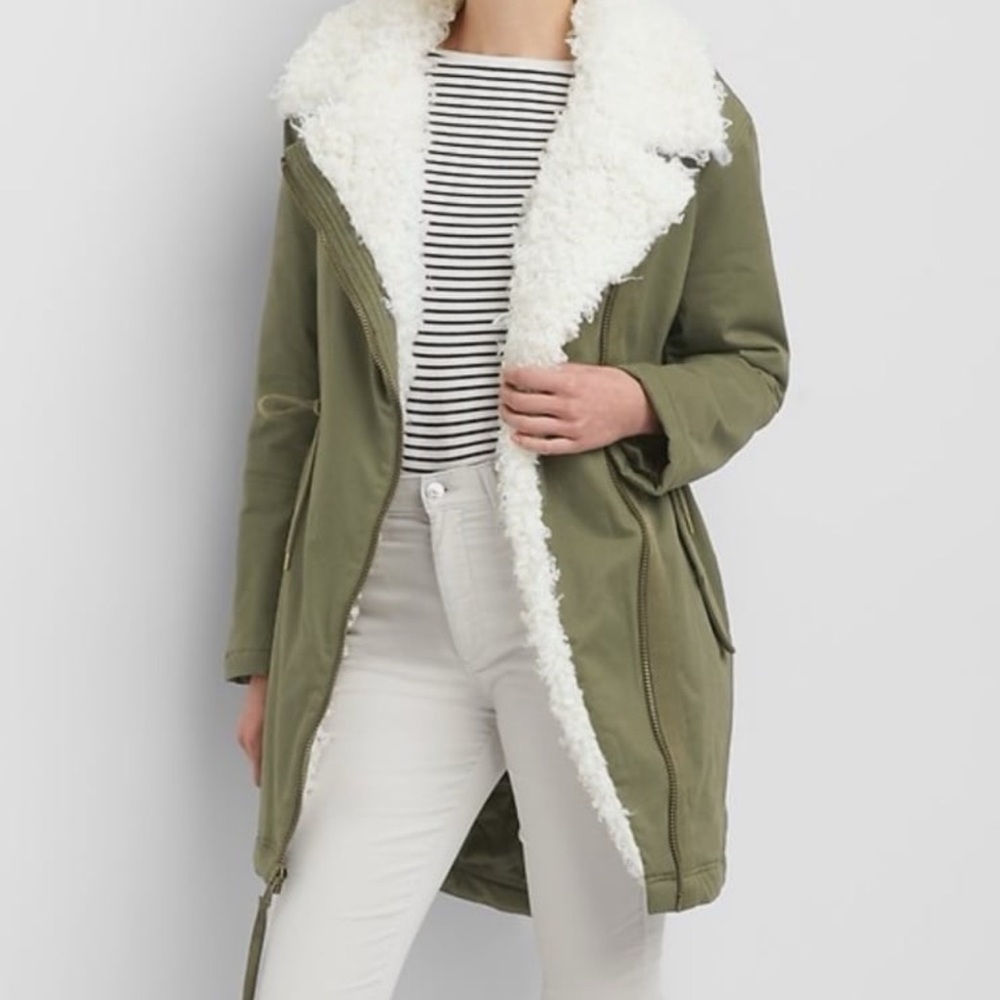 NWT GAP Sherpa Faux Fur Lined Parka Jacket Olive Green Medium Women